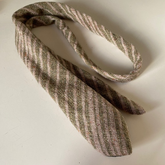 Tweedmill I 70s I Narrow British Green Gray Wool Tie - Picture 12 of 16